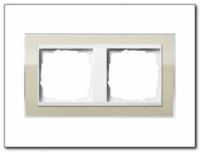 Ramka podwójna do białych Gira Event Clear piaskowy